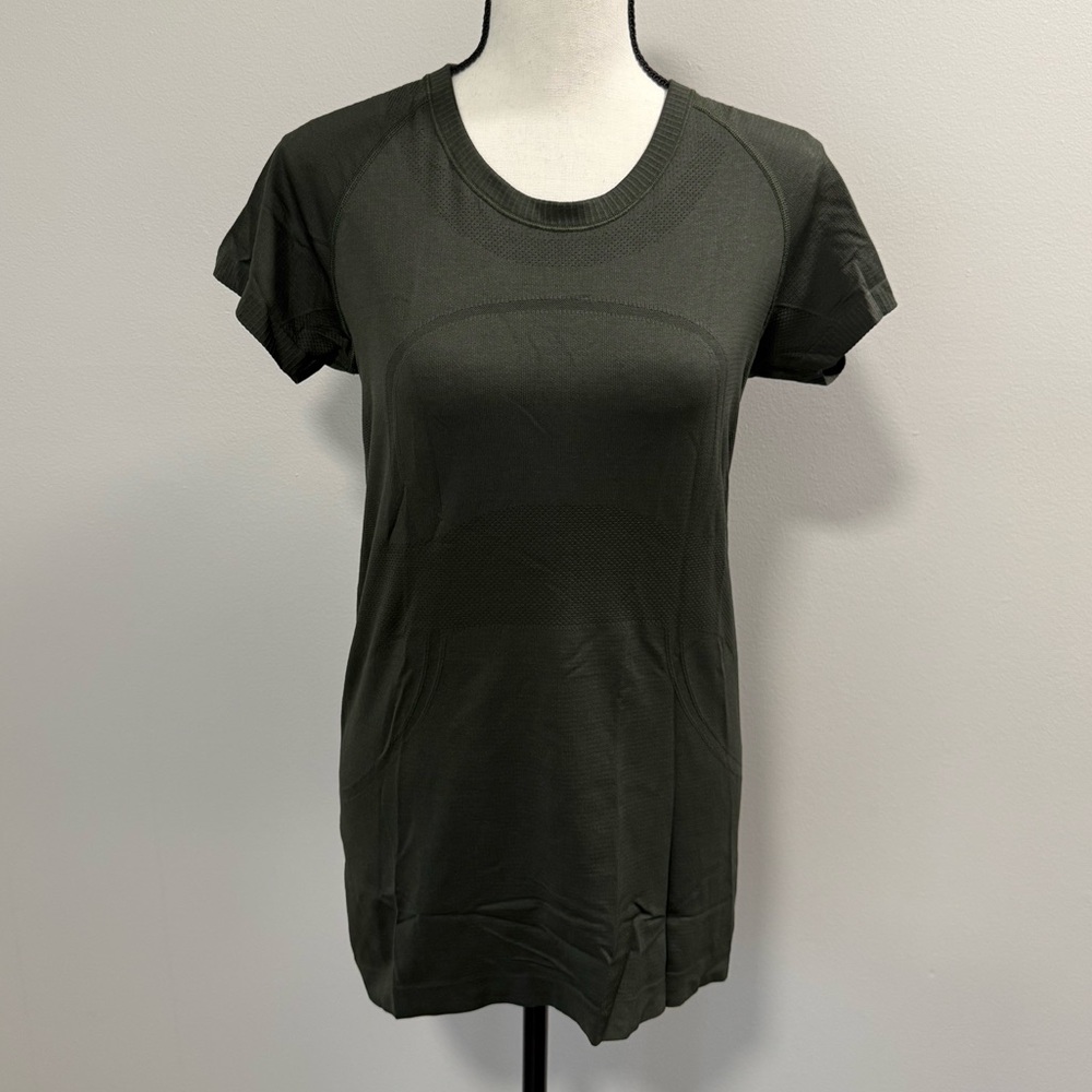 Lululemon Army Dark Green Swiftly Tech Short Sleeve Top - Picture 2 of 6